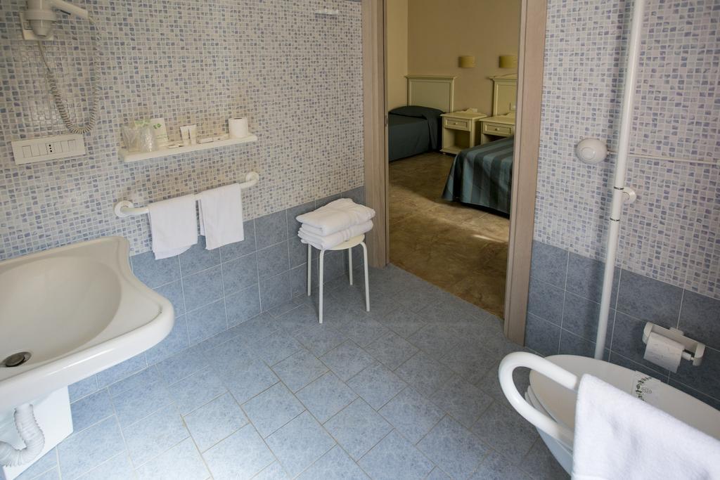Hotel Le Muse Syracuse Room photo